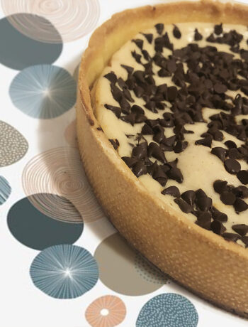 Italian ricotta cheese cake with chocolate chips