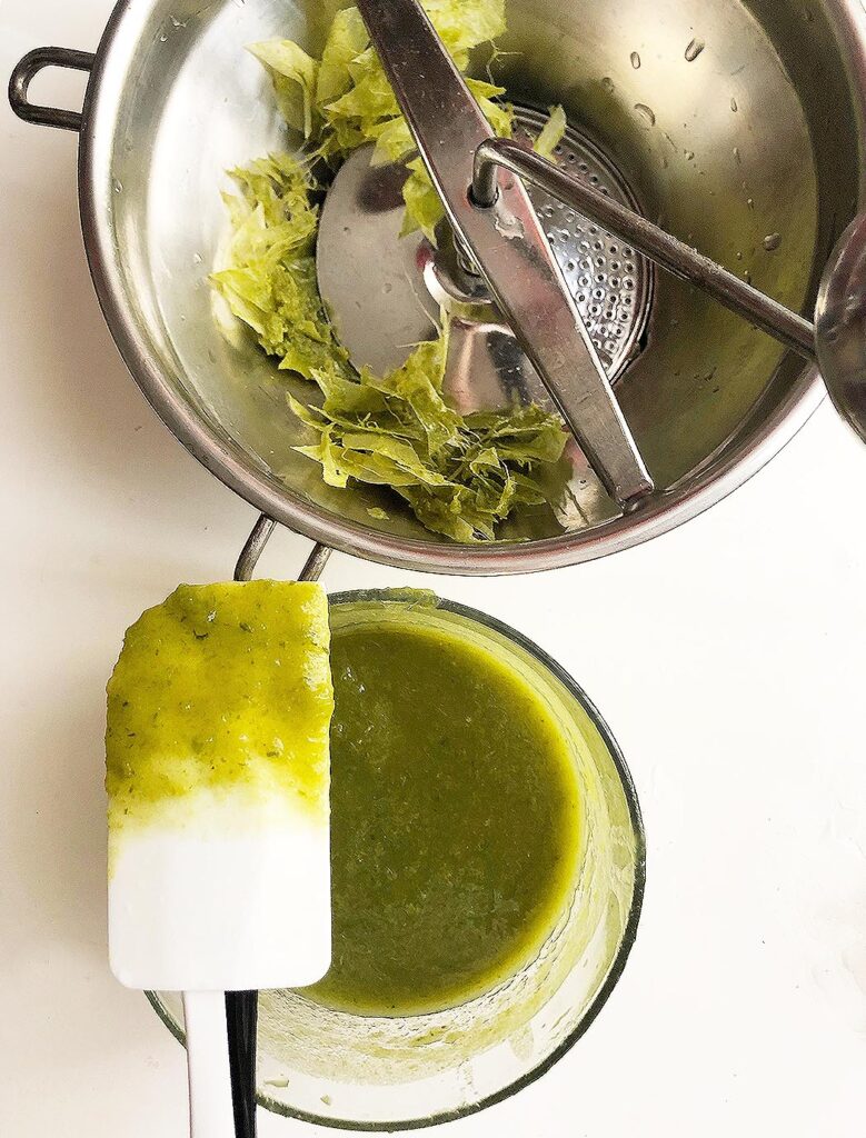 Peas pots mashed in a purée