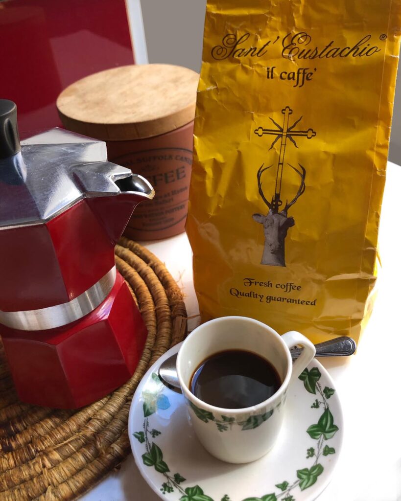 coffee, coffee maker and a box of sant'eustachio coffee