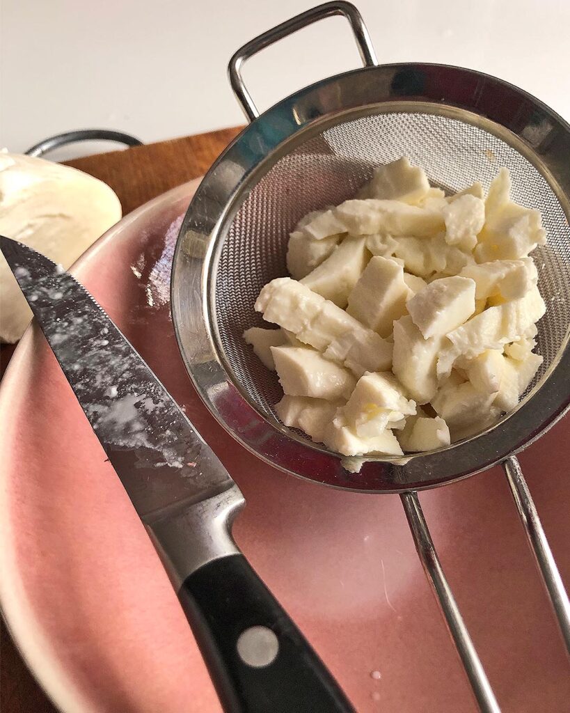 mozzarella cutted in pieces