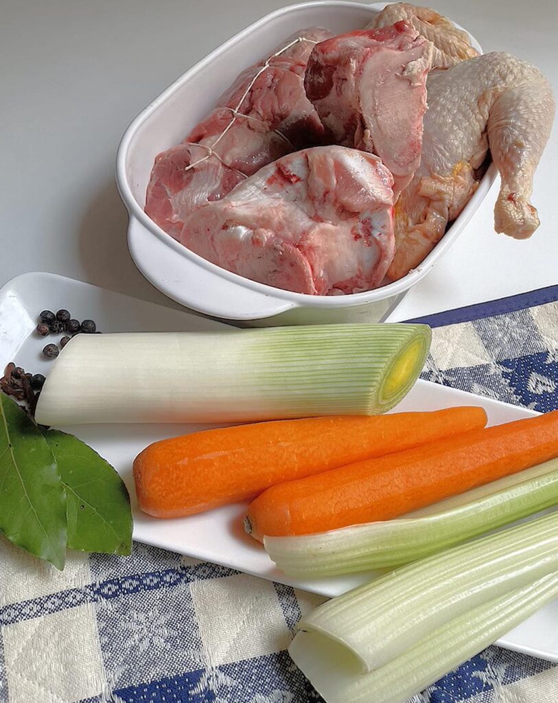 celery, carrott, leek, spices and meat