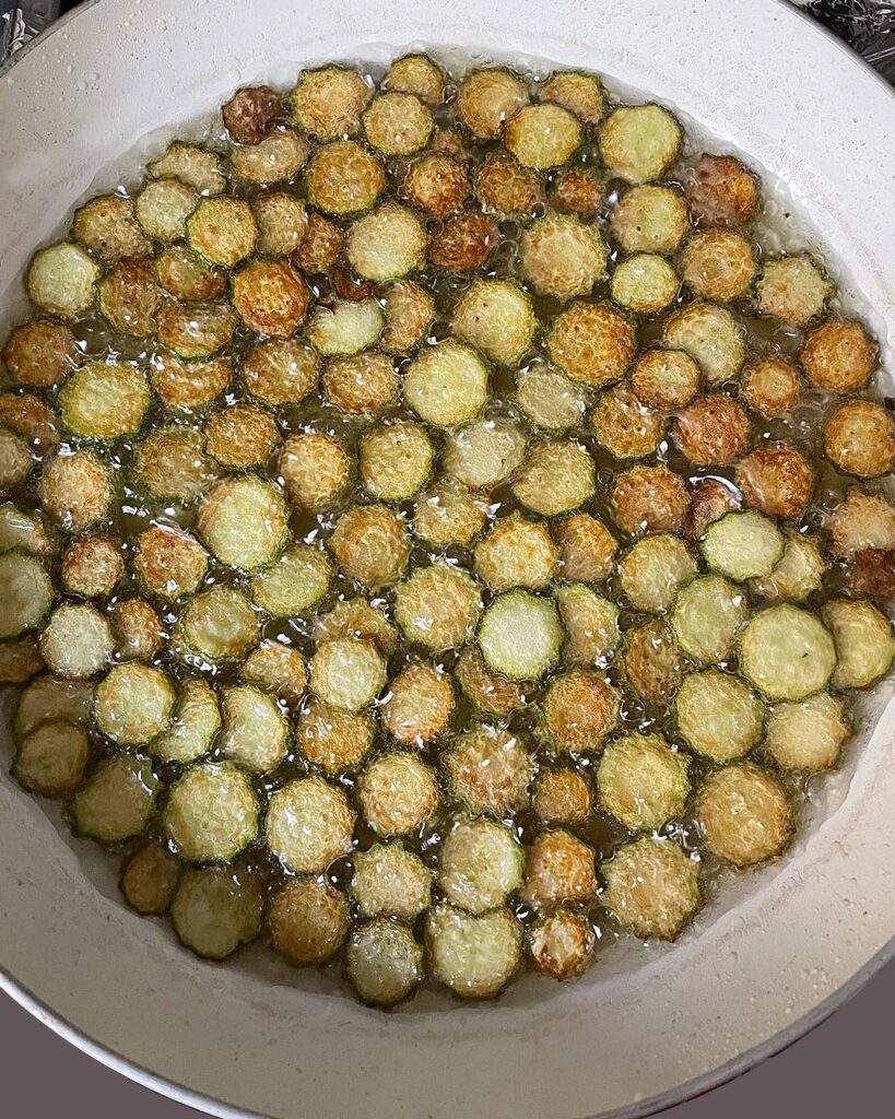 zucchini fryed in oil