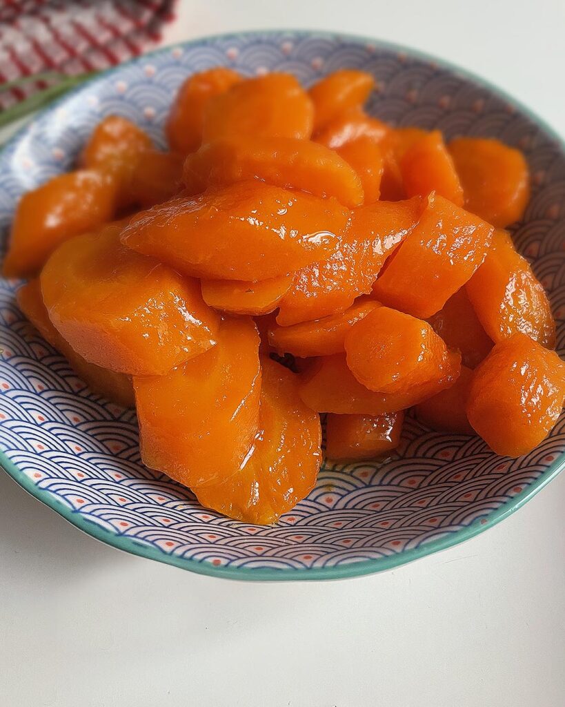 close up on glazed carrots