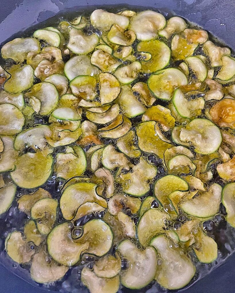 deep frying zucchini slices